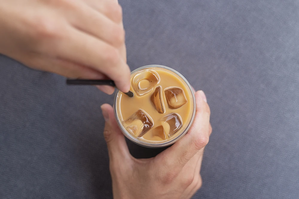 Can I Drink Iced Coffee After a Filling?